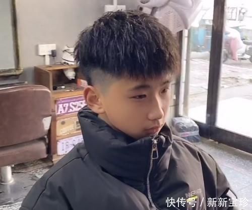 梳理|小男孩换了款帅气烫发后,整个人居然变得潇洒了,女生:长大一定是帅哥