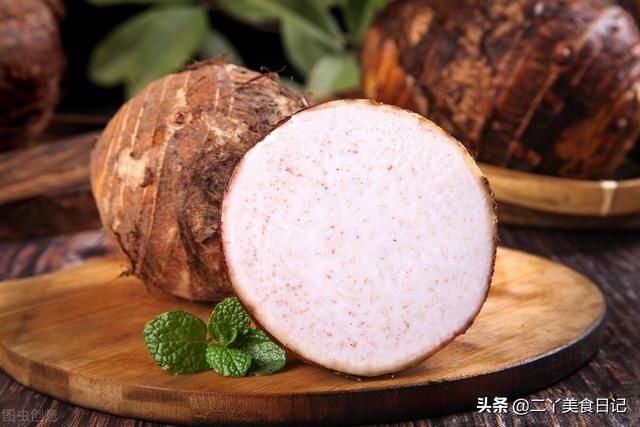 冬天碰到这蔬菜别手软，学会这种做法，比肉还香，简单又美味