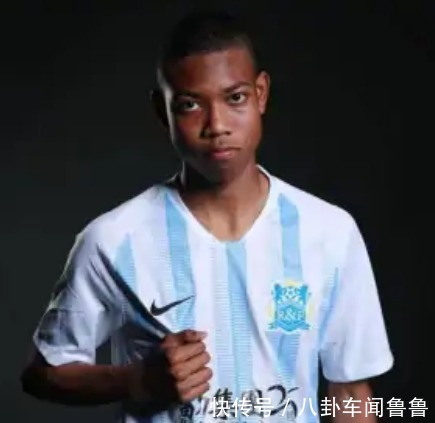 首秀|中国姆巴佩来了！16岁归化上演中超首秀，连创3纪录，目标进国足