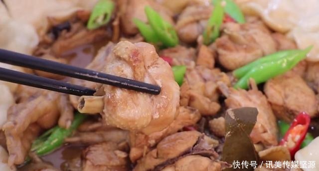  鸡肉最过瘾的吃法，有肉有饭，一做一大锅，一次5斤不够吃，解馋