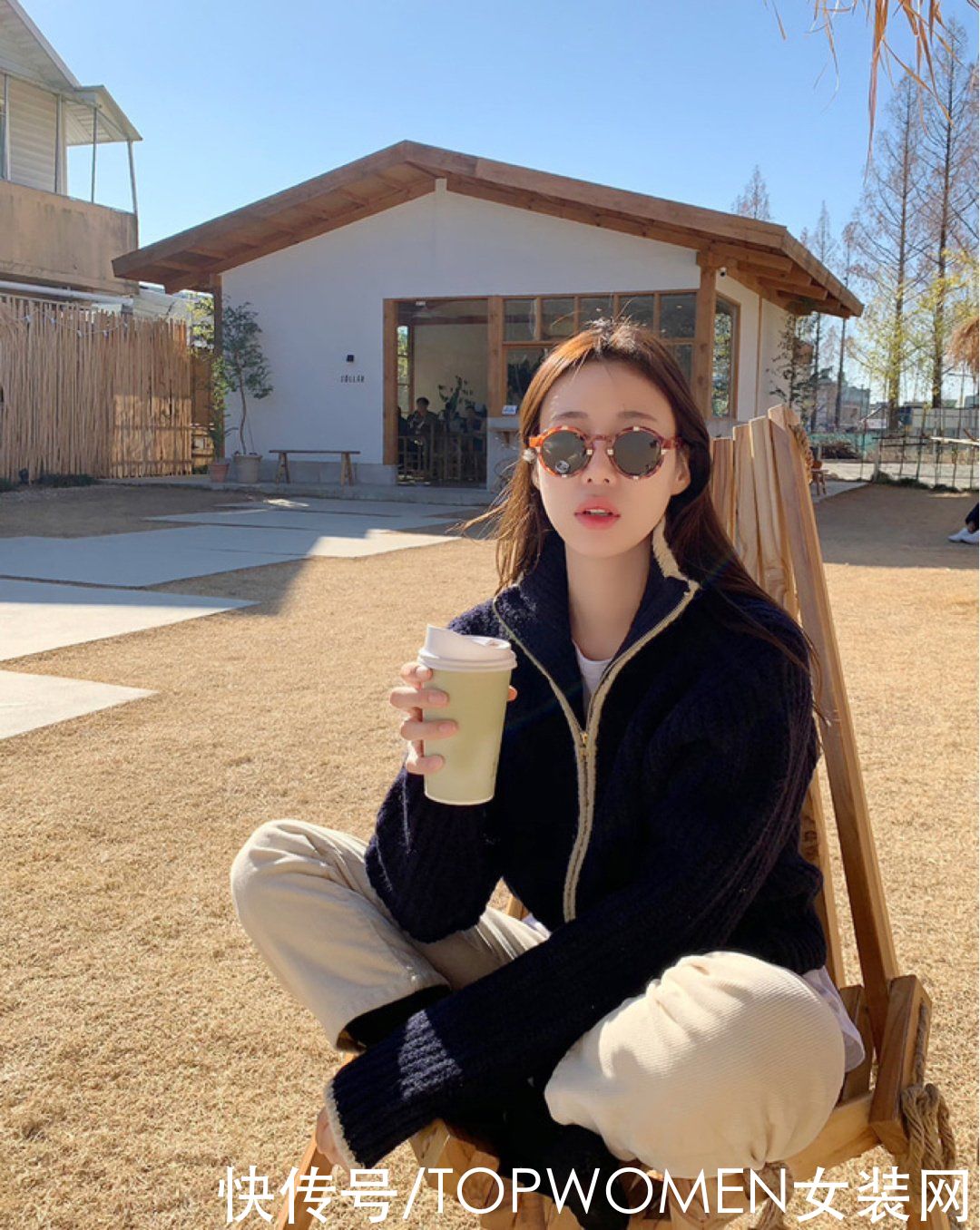 谁说灯芯绒显胖？这几套私服搭配搭的复古又高级，这时髦感超吸睛