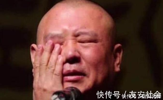 郭德纲盼了25年,终于挤进主流圈子,央视综艺距离顶配只差一步