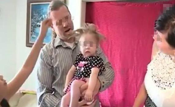 惊呆|女子怀孕时被闪电击中,孩子出生后,众人都惊呆了