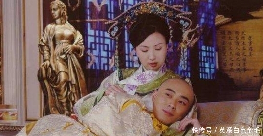 送给|她出生召来凤凰，吓疯皇帝，太上皇被她气死，将皇妃送给无赖