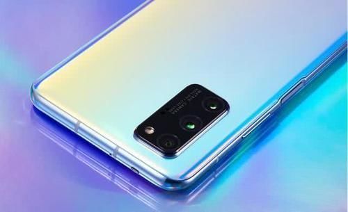 麒麟|荣耀新机曝光,小挖孔+麒麟820+矩阵四摄,千元水准很满意!