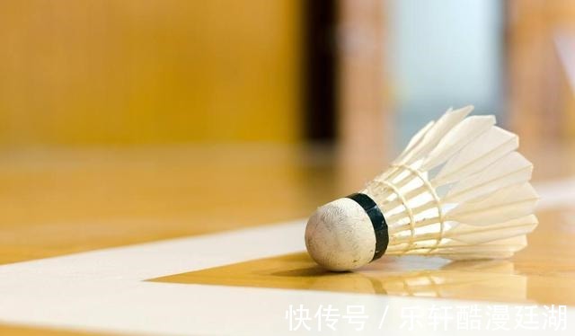 接发球|我国女子羽毛球,正向着规范化前进,逐渐向职业化、精准化发展