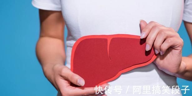 前列腺肿大|每天睡觉前15分钟抬起双腿，是在免费养生，7项福利不请自来！