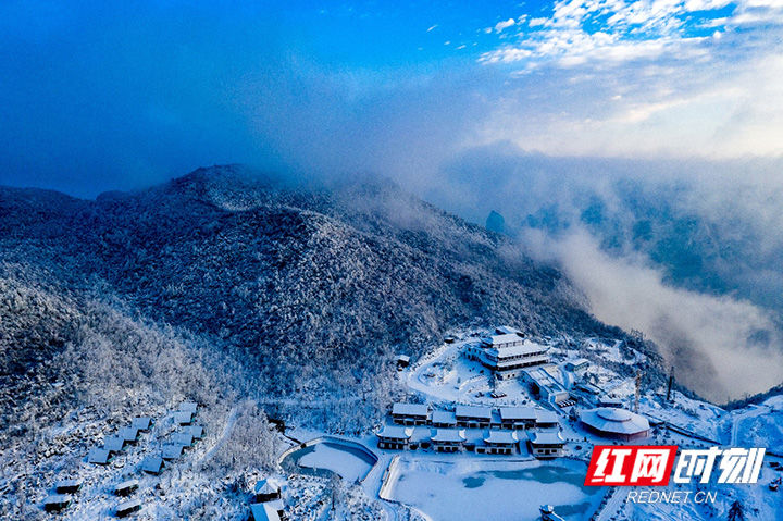 彭立平|当情人节遇上元宵节，张家界七星山1520爱意浓