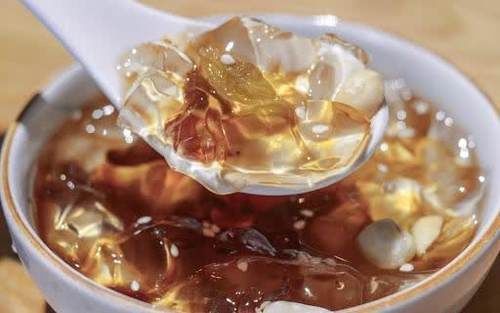 美食|我们国人“吃到腻”的美食,在外国却成为奢侈品,起名雨滴蛋糕