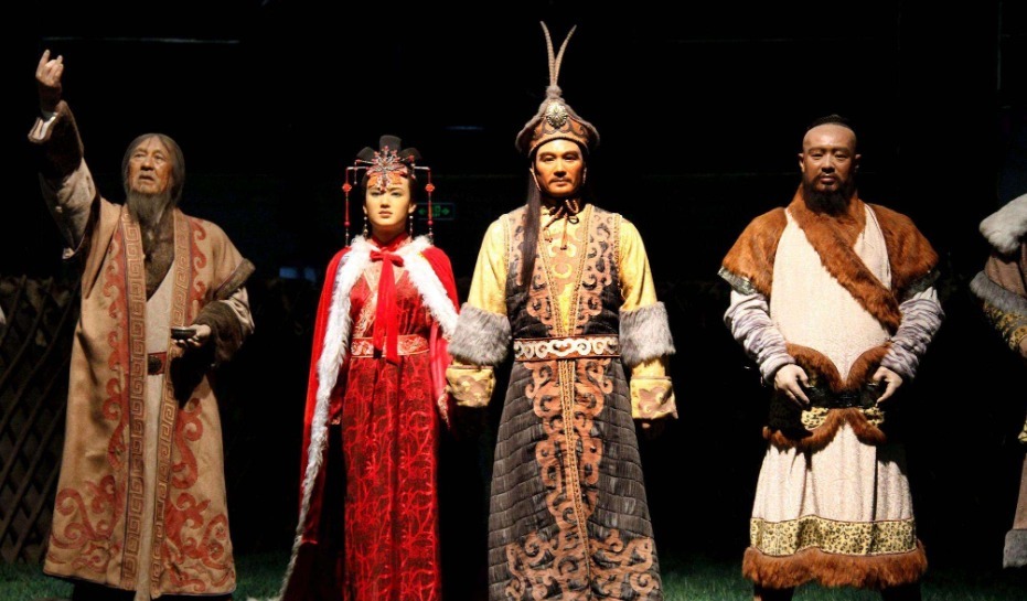 习俗|苦寒大漠上的游牧者:古代匈奴部落,为何会形成“收继婚”习俗?