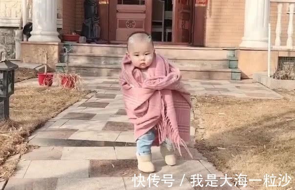 视察|“小贵妇宝宝”视察工作火了,听到笑声后“奶凶奶凶”的表情绝了