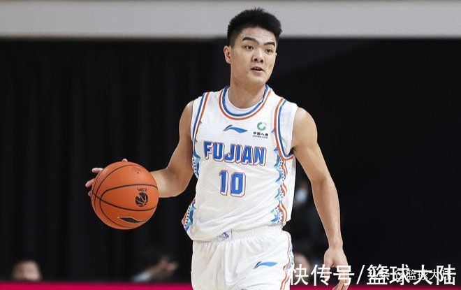 cbCBA本赛季最佳新人花落谁家?余嘉豪领跑,三位超新星竞争激烈