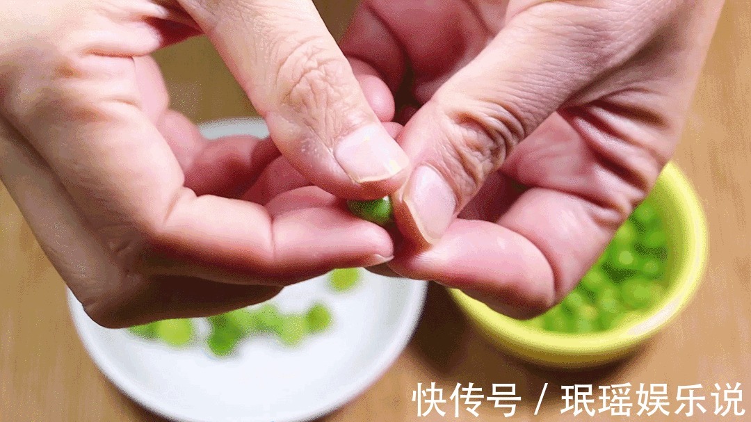 土豆|土豆别再炒了!煮一煮,搅一搅,做法超简单,宝宝抢着吃,吃光了