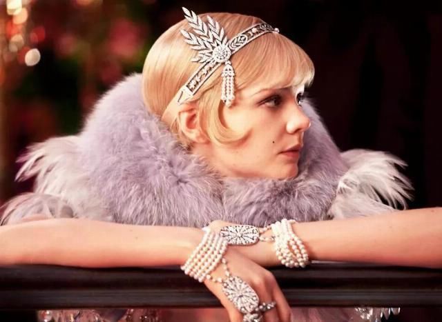 “冠冕”与“皇冠”有什么不同28顶古董冠冕,讲述欧洲贵族头顶上的百年奢华