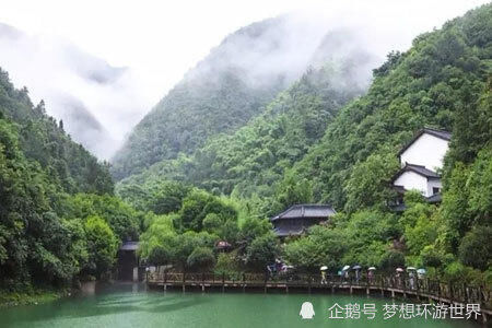 浙江省的一处景区，俗称“天子地”，距上海仅三百公里