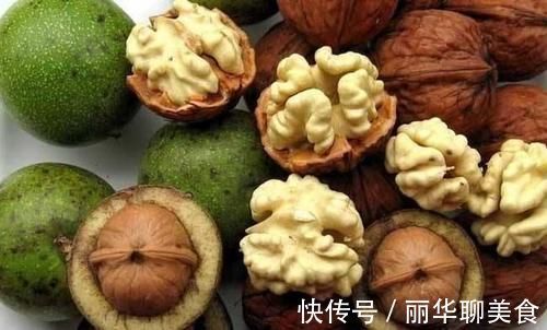 香甜|核桃加一宝煮粥喝,气血好了,睡得香甜,记忆力也越来越好!