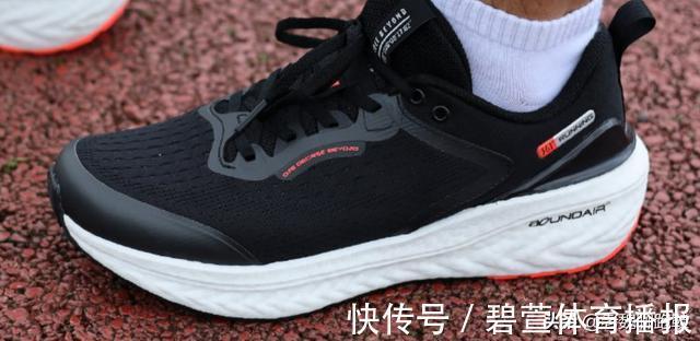 阿迪耐克 百元售价千元脚感!这3款国产跑鞋揭开了阿迪耐克的“遮羞布”