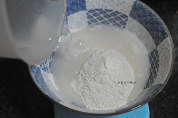 发酵|大家都吃凉皮，我却最爱它，不用发酵不揉面，末伏吃它最滋补！