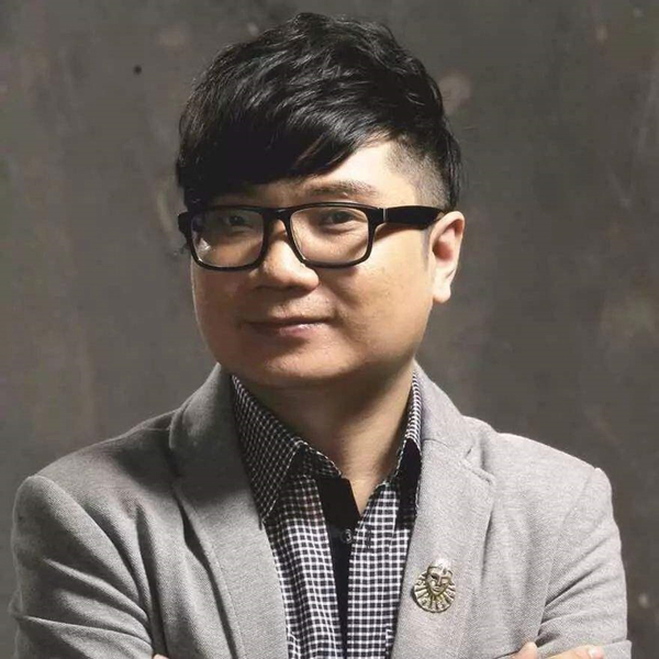 金扫帚奖|郭敬明坐垫高闹笑话,水平次被黄奕翻白眼,程青松开怼懂表演吗