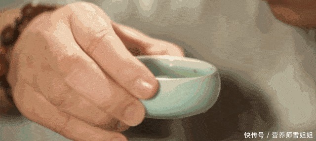 习惯|血糖升高,会有3个信号,改掉4个习惯,做好5件事,血糖降得快