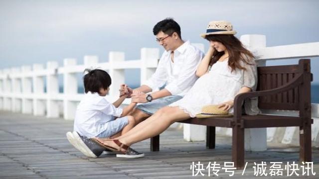 孕妇|高龄孕妇生二胎,仅仅七月剖腹产,打开肚子一片金黄