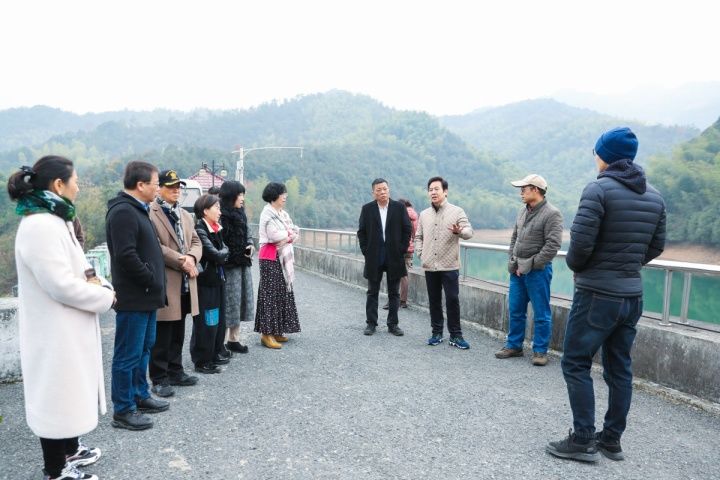 走进|中国作家走进余杭未来乡村