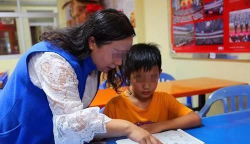 粗心|家长有这四种行为，会让孩子成绩越来越差，别再做了