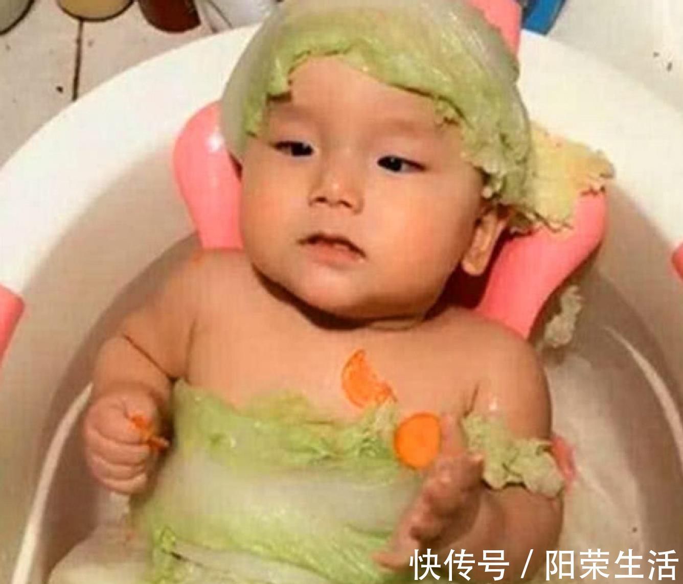 姥姥|一岁孩子不得不被送到姥姥家，宝妈魂不守舍，看到照片笑喷了