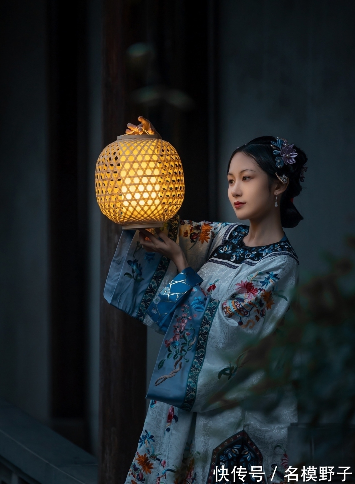 仙游#原创对联·十三副丨桃塞初逢成永诀,芸香不散共仙游