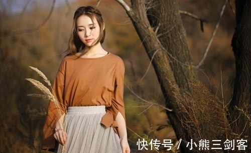 孤蓬@伤感秋词九首:月冷霜寒离人怨,一曲清歌两断肠