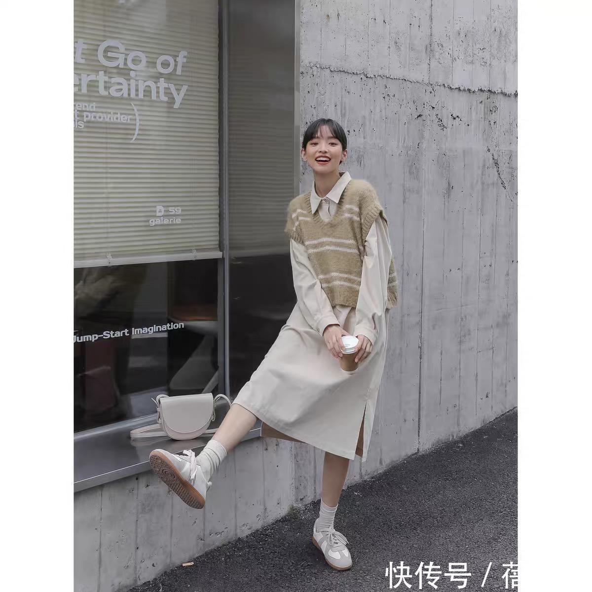 裙装|秋天衣橱里必备“裙装”!学会裙装搭配,让自己成为一枚时髦精