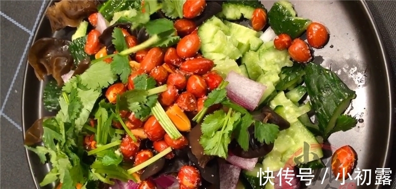 做法|为什么饭店里面的拌黄瓜很好吃? 做法和配方很简单, 一起来看看