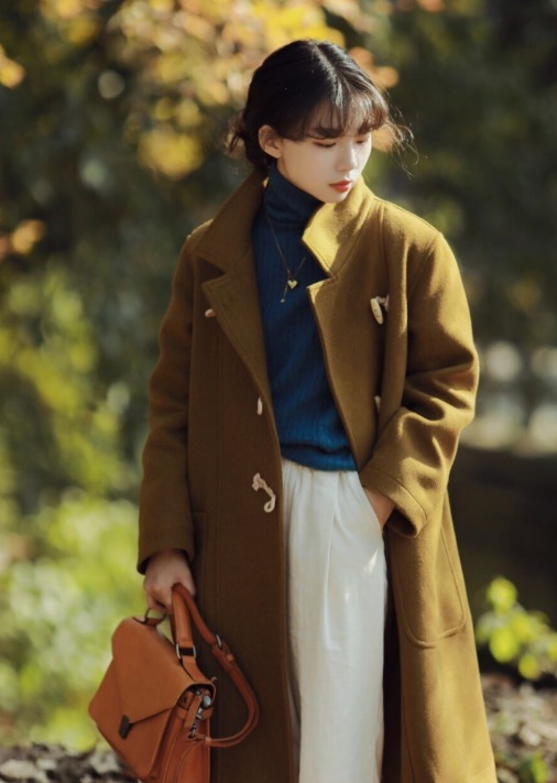 棕色大衣 棕色大衣烂大街?学博主这样搭配,158cm也能穿出强大气场!