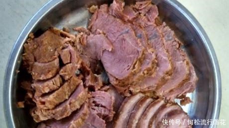 做酱牛肉时,牢记“3泡3酱”,香浓入味,酱香味足,味道特正宗