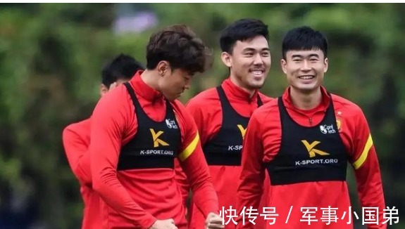 老将|广州恒大新变化,三位功勋就此挂靴,郑智在列,一人很无奈!