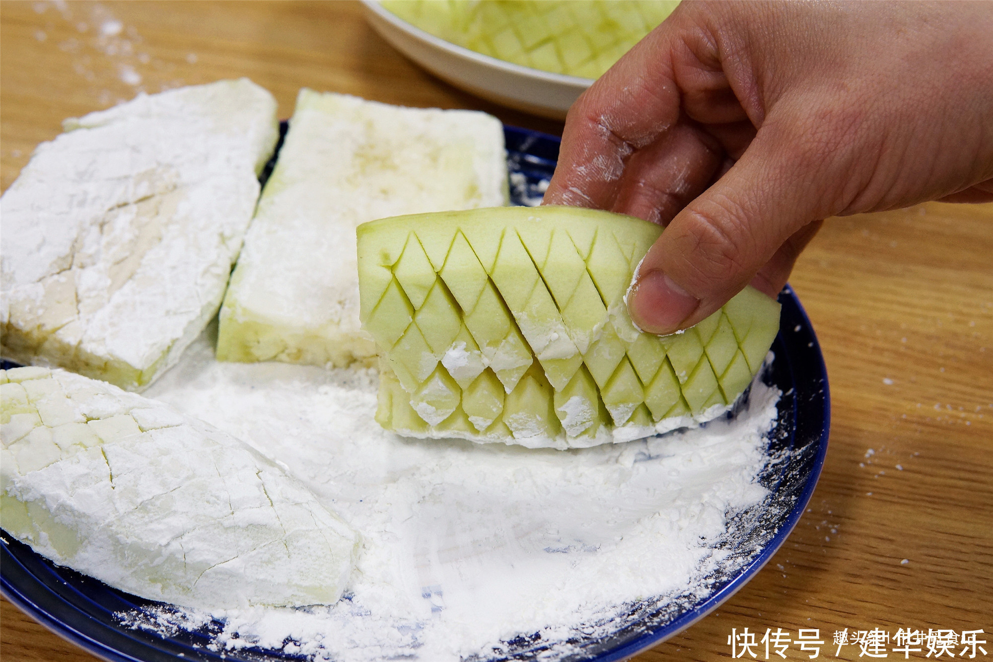 大厨教的爆款“茄子鱼”,上桌米饭不够吃,想不到茄子也能这么香