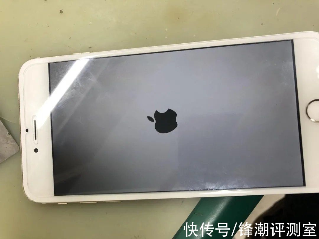 粉屏|iPhone 13翻车，这次粉屏非比寻常