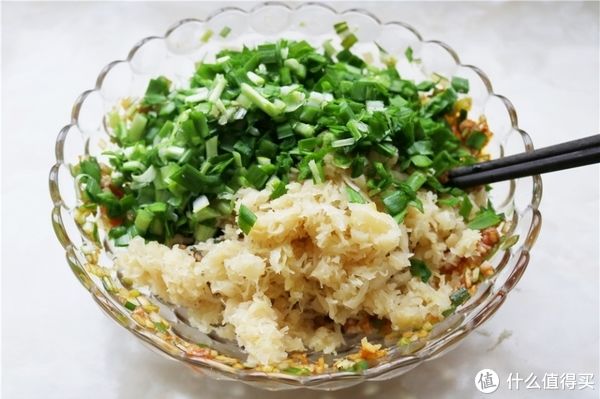 冬天吃饺子别错过这馅,大人孩子都喜欢,一顿能吃20个,真香