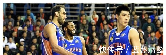 张春军|CBA多队着手引援，宫鲁鸣签约四川夺冠功臣，朱芳雨拿下国青主！