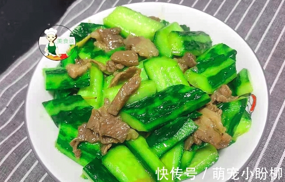 炒黄瓜时，切记别直接下锅炒！多做2步骤，黄瓜不出汤，清脆爽口
