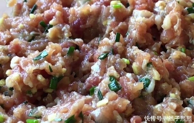 饭店|为什么饭店调的“肉馅”又香又好吃，多加2步，无论包什么都好吃