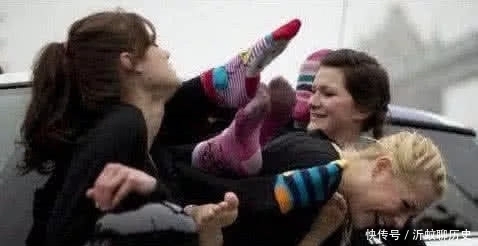 后弯身手脚|吉尼斯世界之最:第一项持续了94个小时,最后一项让人瞬间要吐