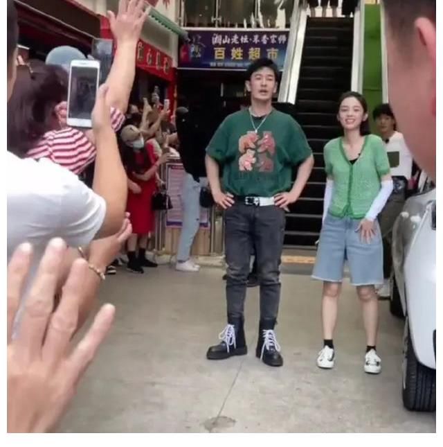 成員|《中餐廳5》定檔后，老成員趙麗穎攜好友回歸，這一季真不缺話題