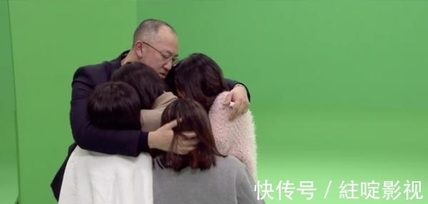 耗資7億，他用VR和去世4年的妻子再見面，全程淚目