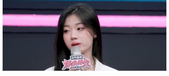 y最后的爆裂小考，陆柯燃、陈卓璇“拉胯姐妹”，集体秀安琦获得主角C位！