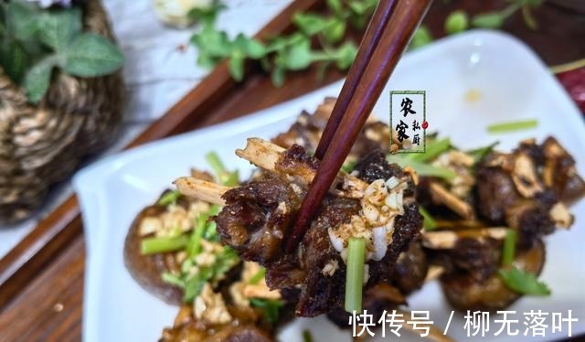吃羊肉还怕膻味吗推荐你试试这吃法,好吃没膻味,一只羊不够吃!