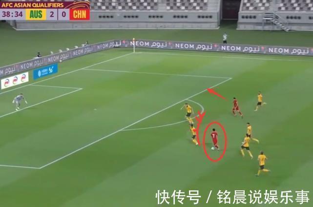 c罗|就是不传!艾克森大空位要球遭无视,归化梅西和C罗又有什么用
