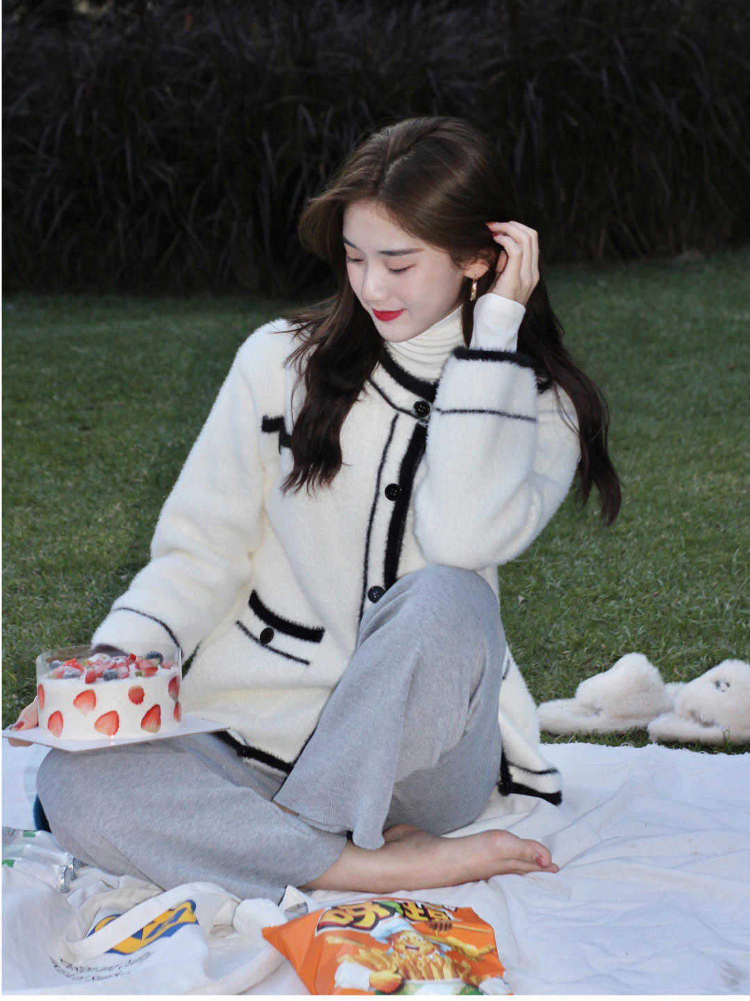 下半身 与其还在搭大衣,不如看看冬款短外套,清爽温柔