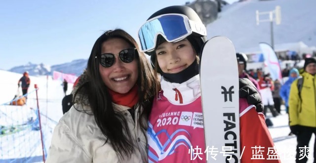 谷爱凌|中国滑雪美少女早已跨界时尚圈,不仅能冲冬奥金牌,还是热门模特!