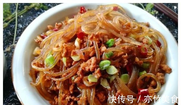 肉末|美食推荐干香菇炒肉、辣子鸡丁、梅菜扣肉、肉末炒细粉的做法